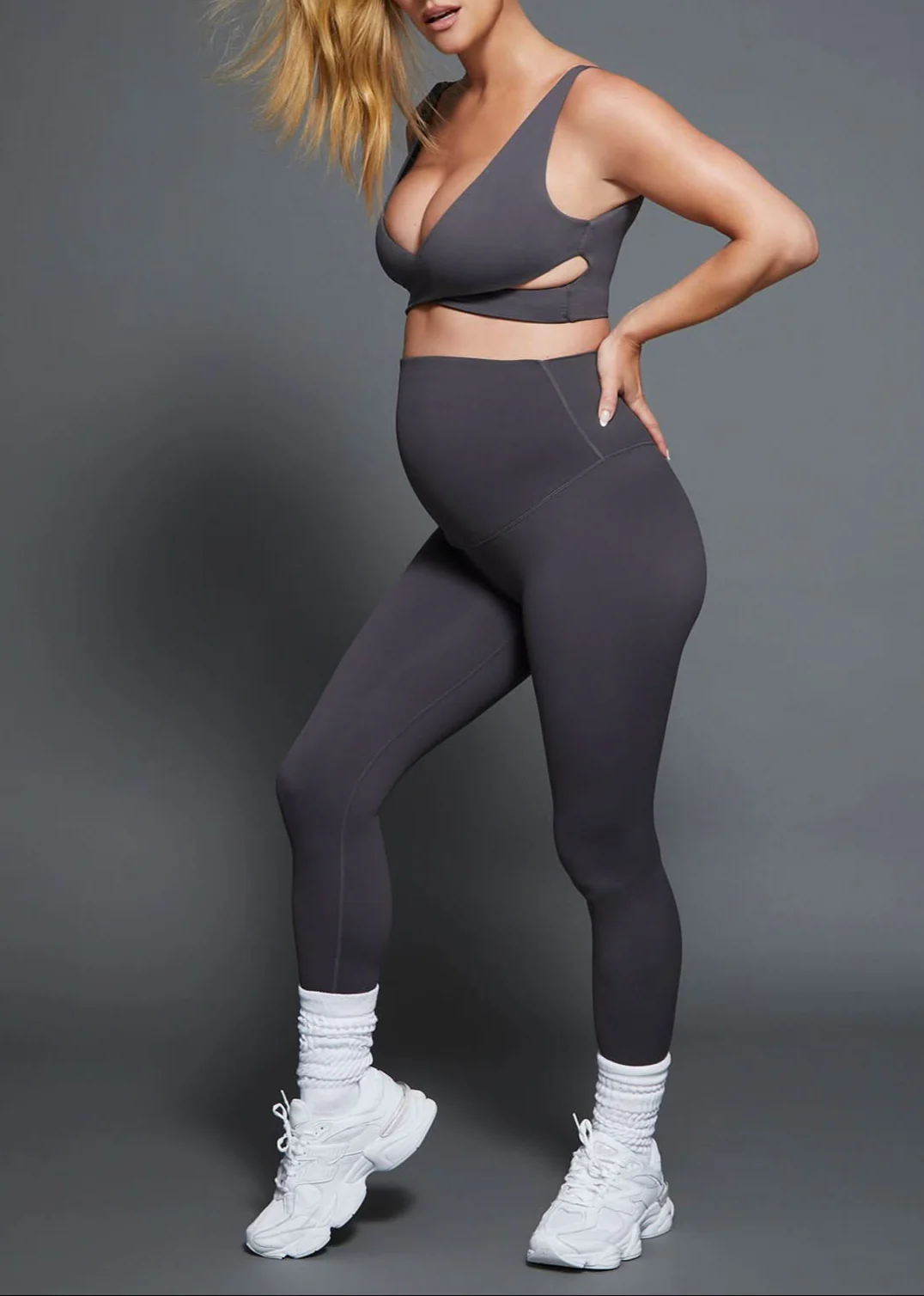 The Perfect Movement Maternity Legging - Image 11