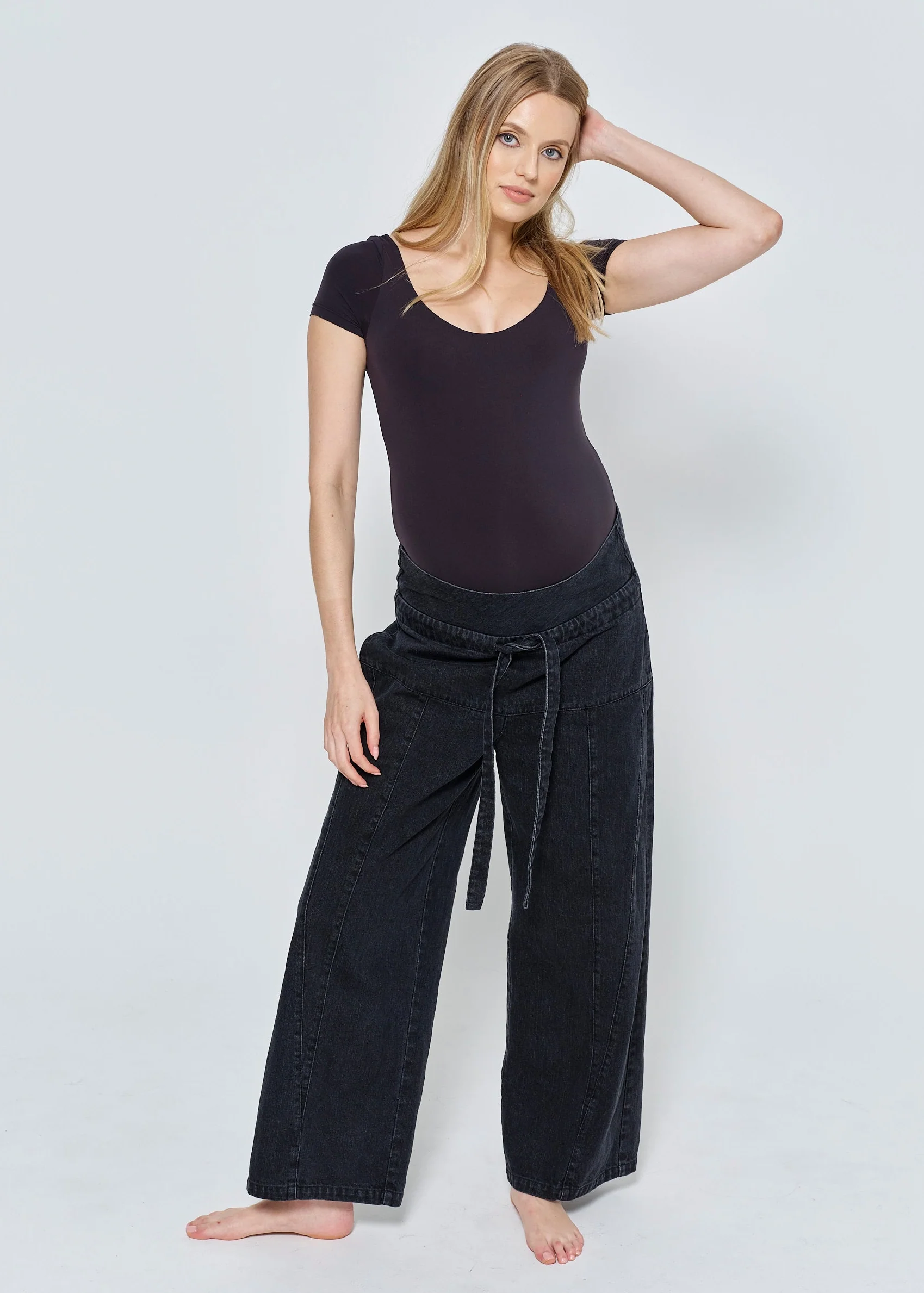 The Relaxed Denim Jean - Image 9