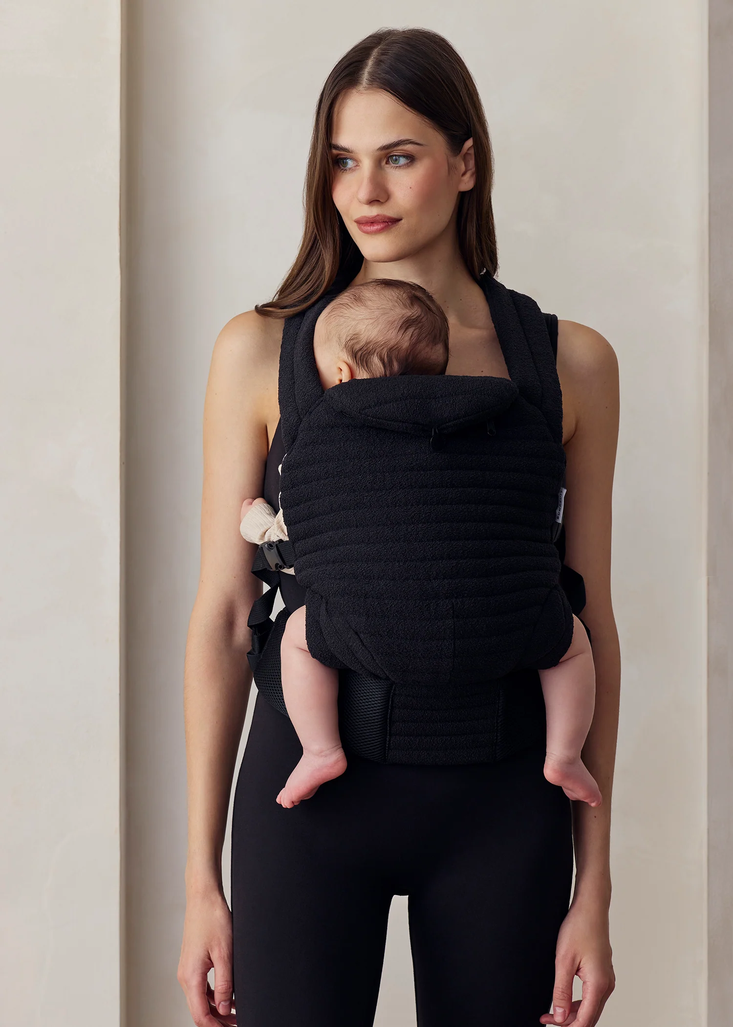 The Armadillo Baby Carrier - Black - Image 4